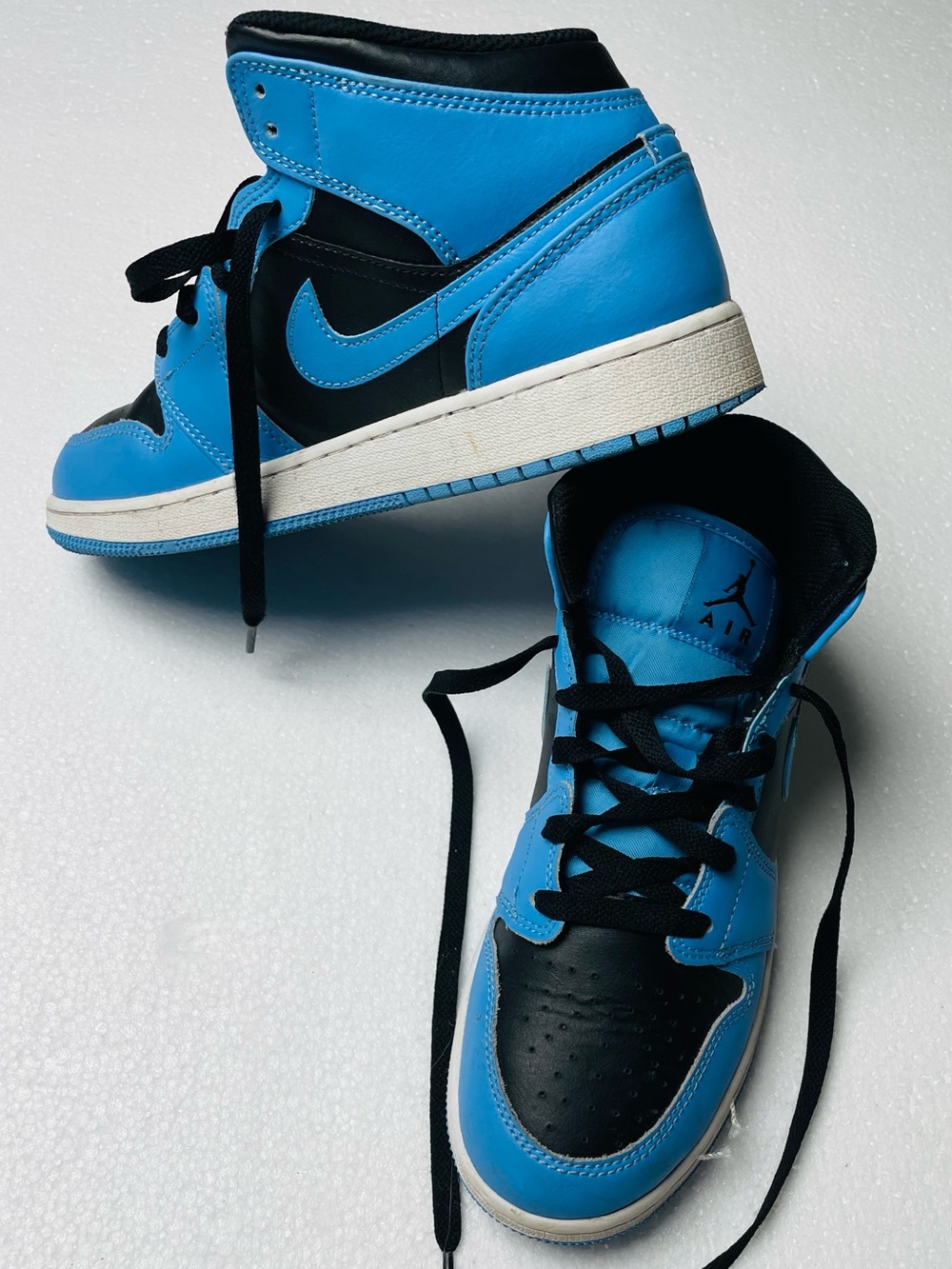 Jordan Black and Blue Low-Top Sneaker